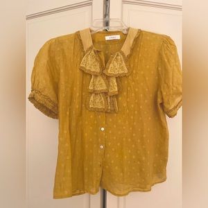 Doen short sleeve blouse